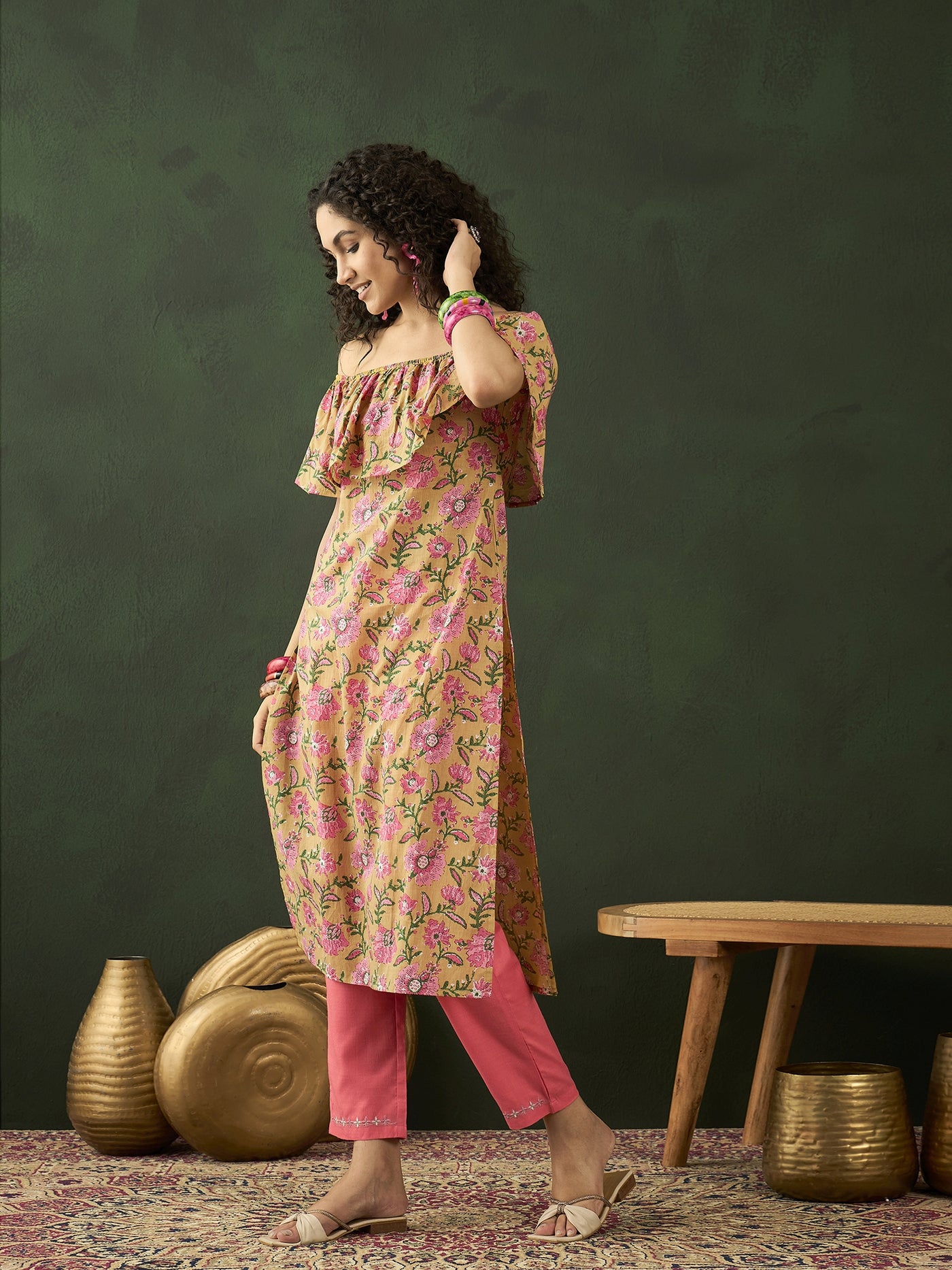 Yellow Floral Print Off-Shoulder Straight Kurta