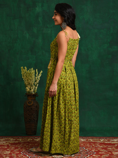 Green Box Pleated Maxi Dress