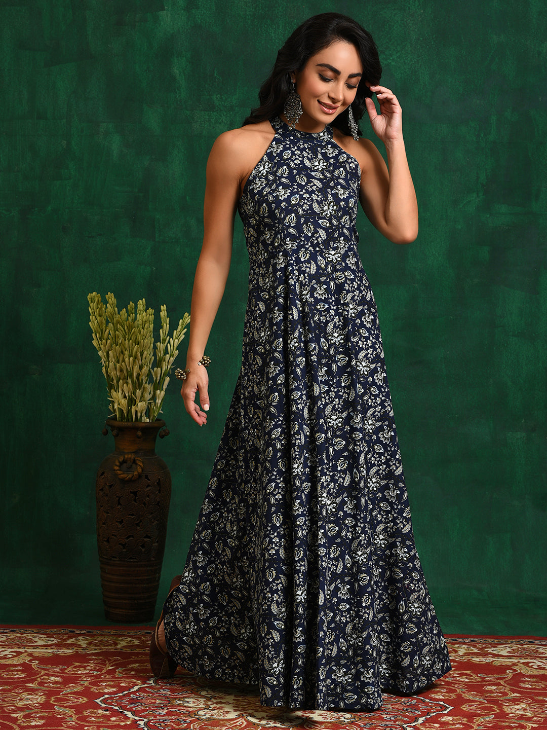 Navy Blue Floral Print Sleeveless Maxi Dress