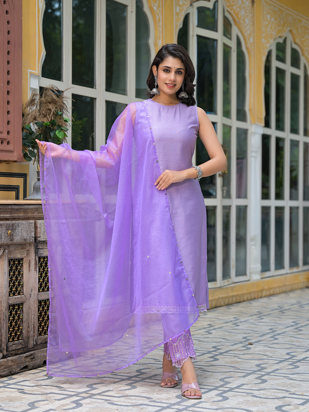 Lavender Sleevessless Kurta Sharara With Organza Sequinned Dupatta
