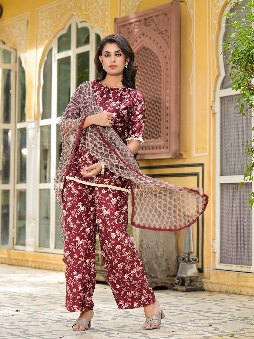 Maroon Floral Print Velvet Kurta Set With Digital Print Dupatta