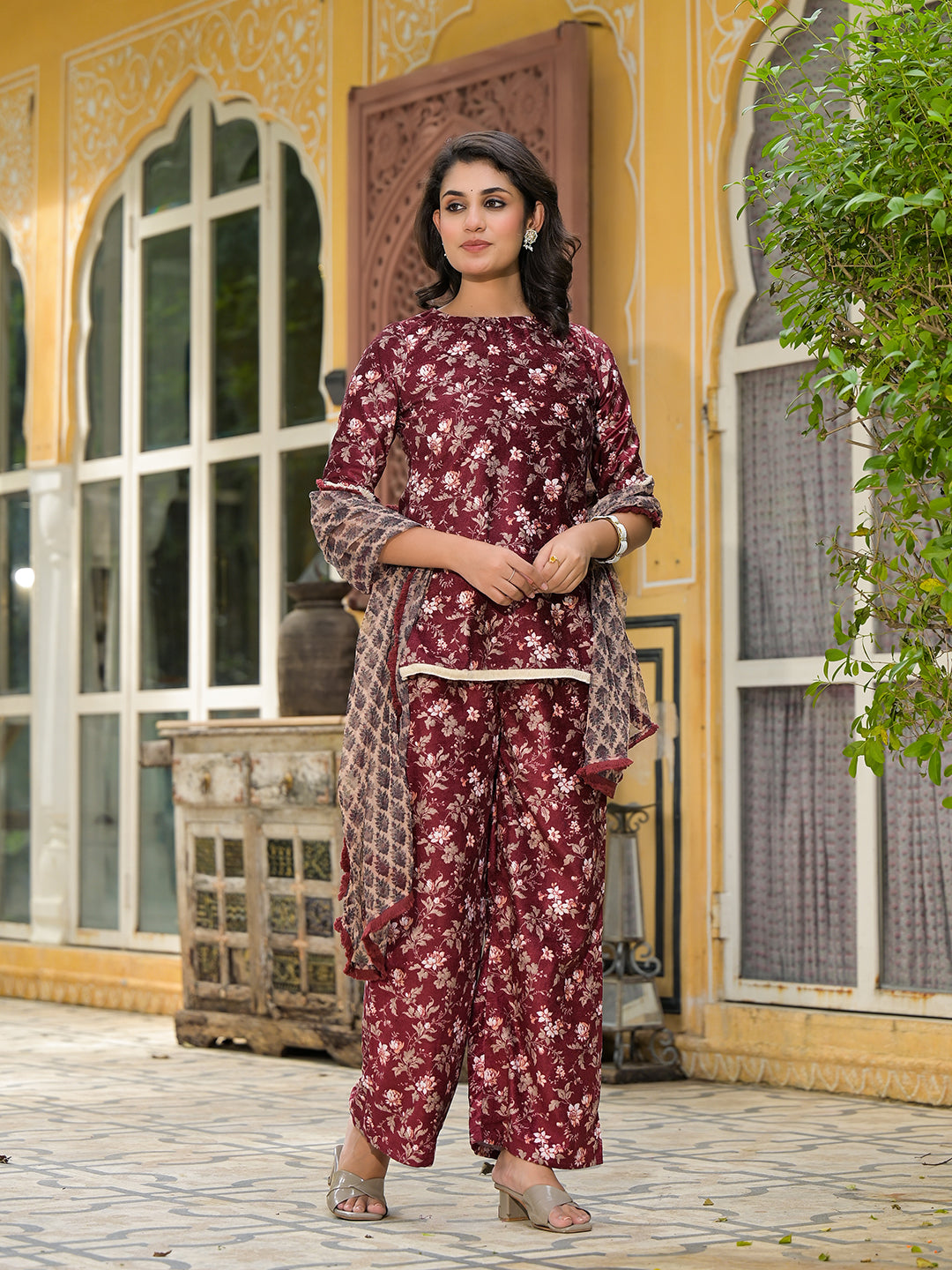 Maroon Floral Print Velvet Kurta Set With Digital Print Dupatta
