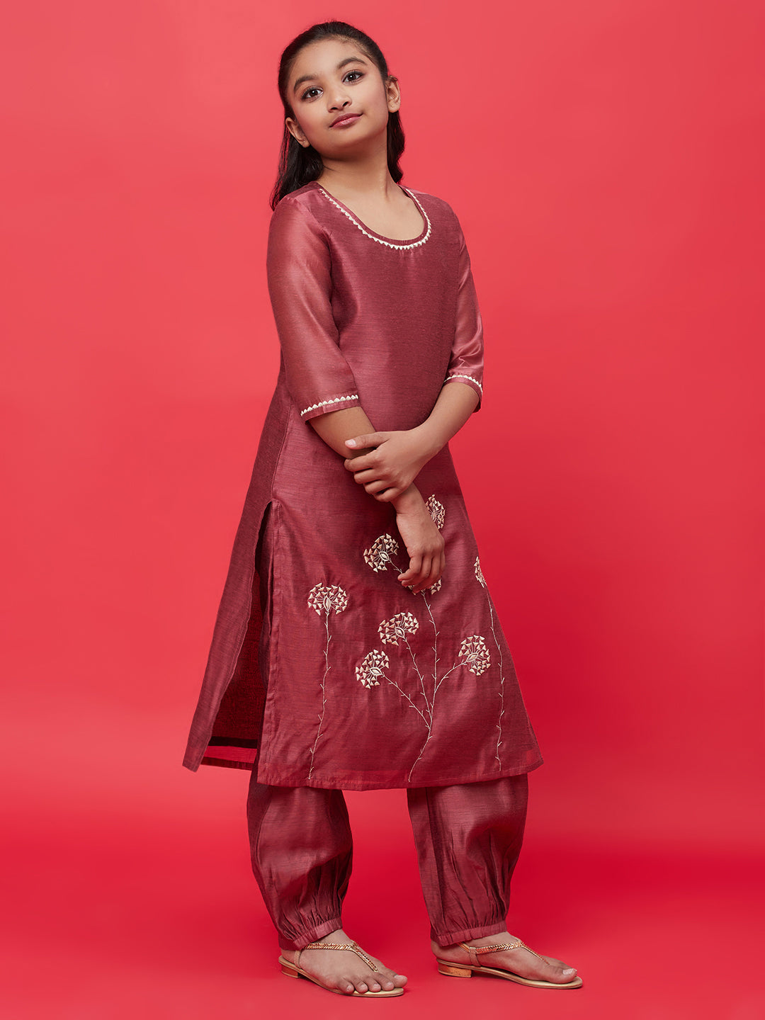 Brown Embroidered Kurta With Balloon Pant