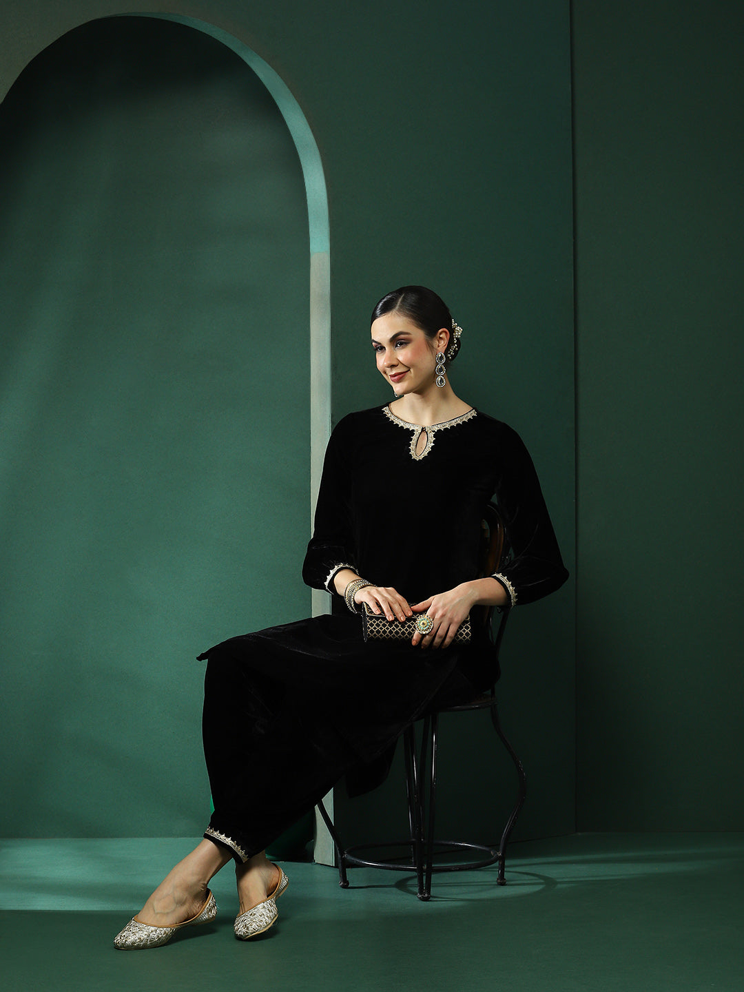 Black Kurta With Pakistani Salwar