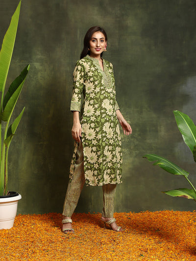 Green Floral Print Straight Kurta With Pant