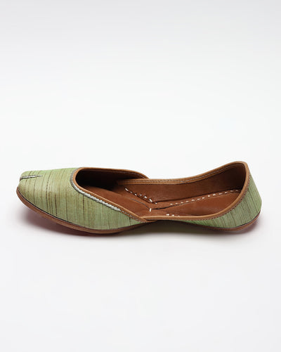 Green Solid Handcrafted Mojaris