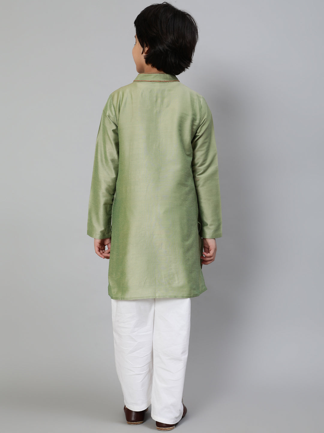 Green Embroidered Kurta