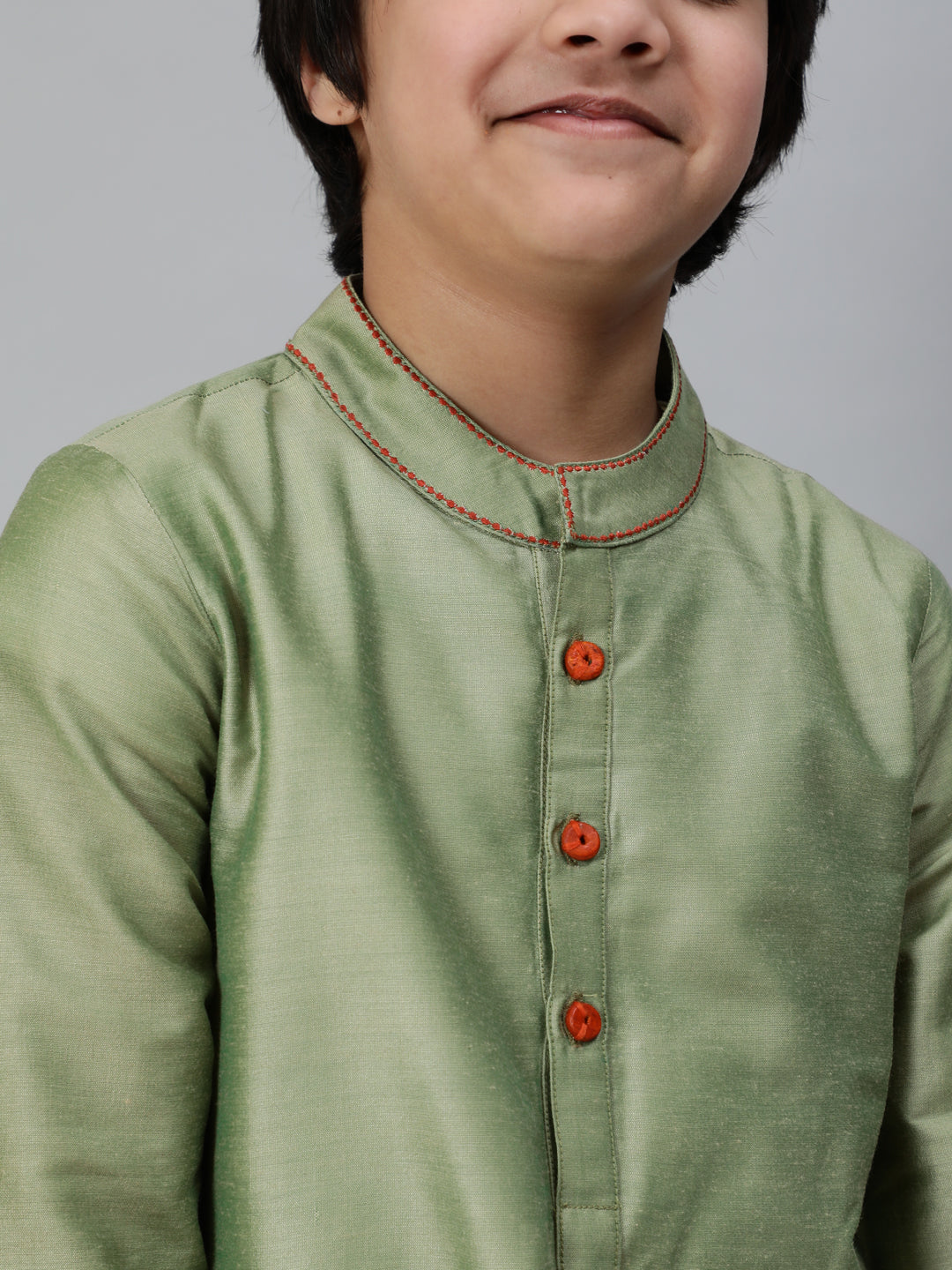 Green Embroidered Kurta