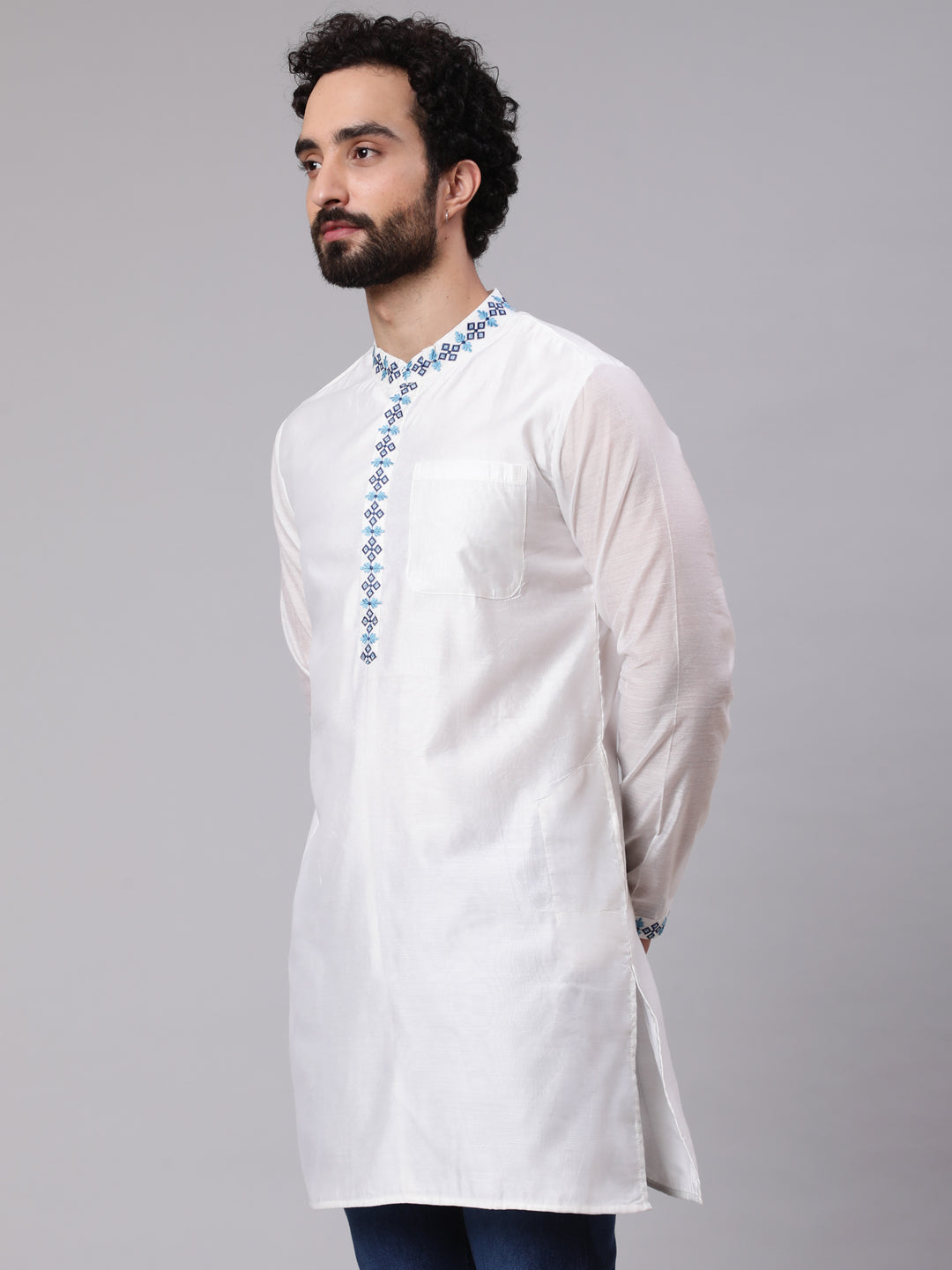 White Kurta With Embroidered Details