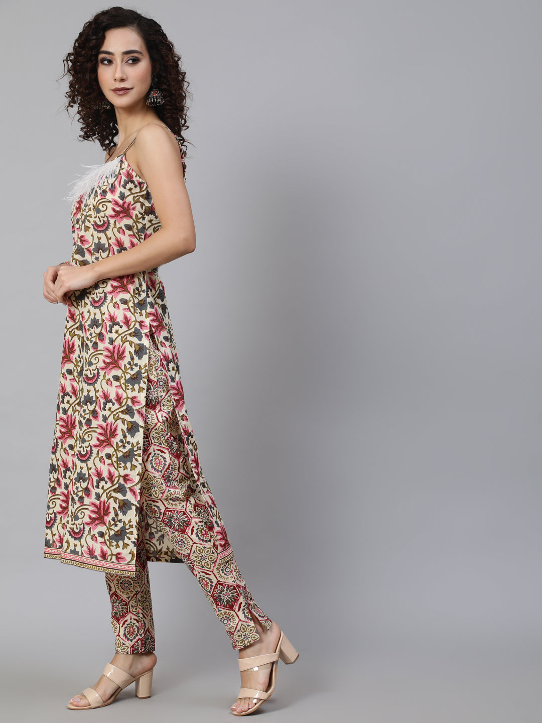 Cream Floral Print Kurta Pant With Feather Lace Details