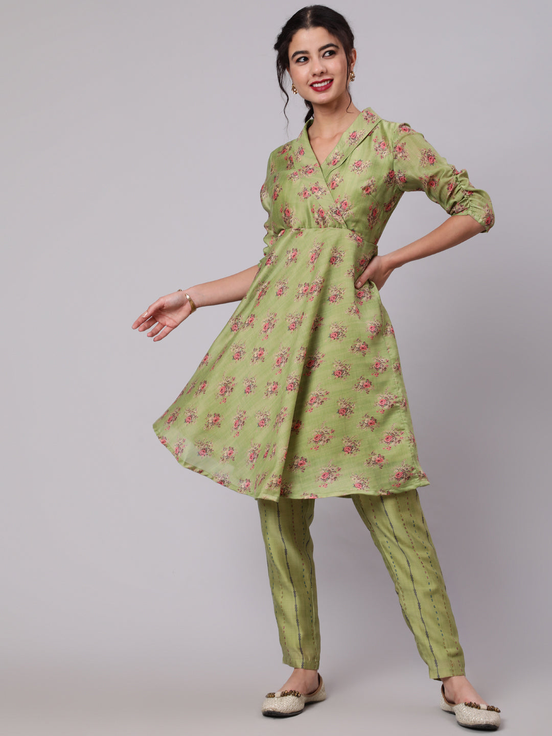 Green Floral Print A-Line Kurta With Pant