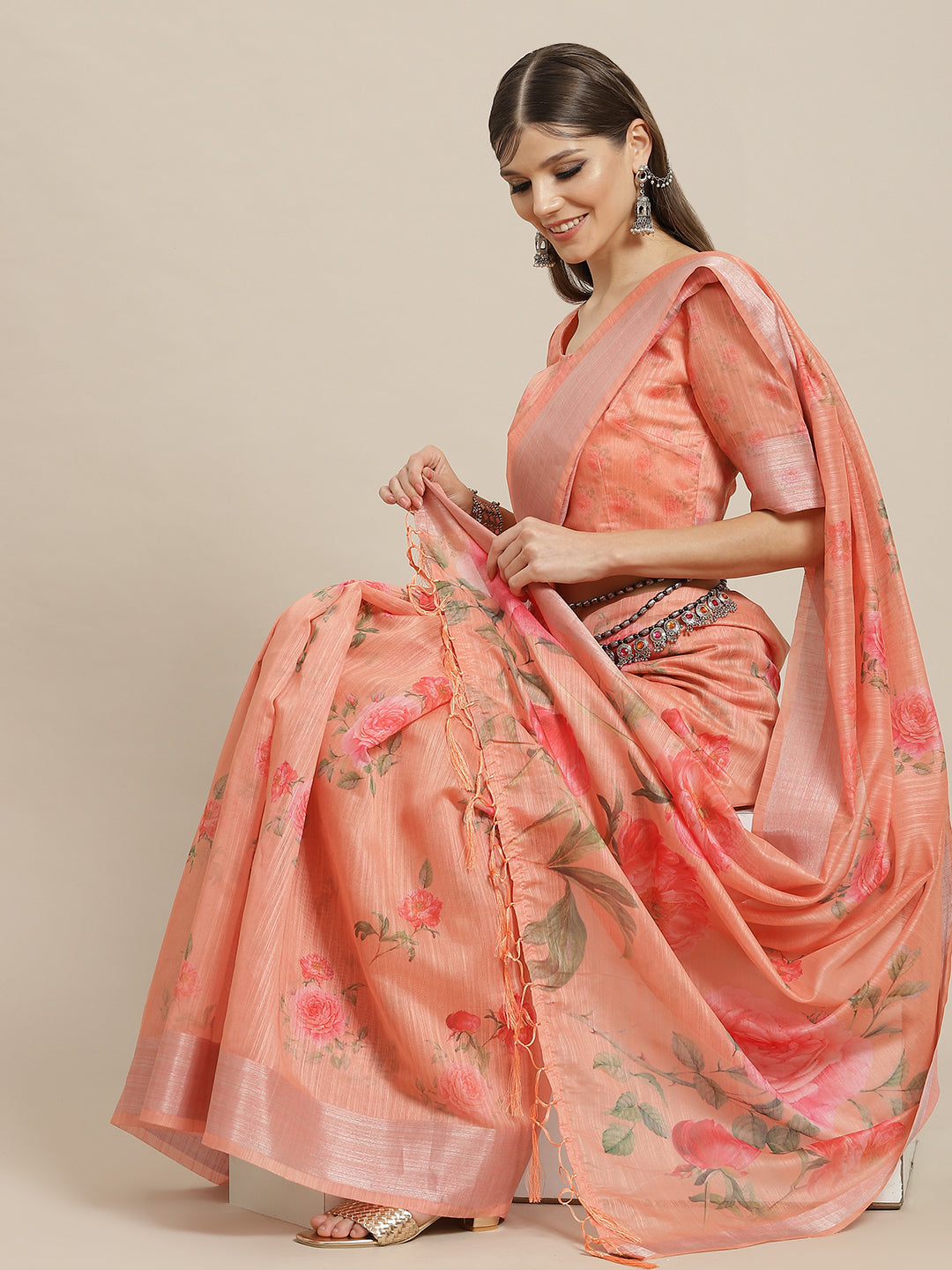 Peach Floral Print Saree With Blouse Piece