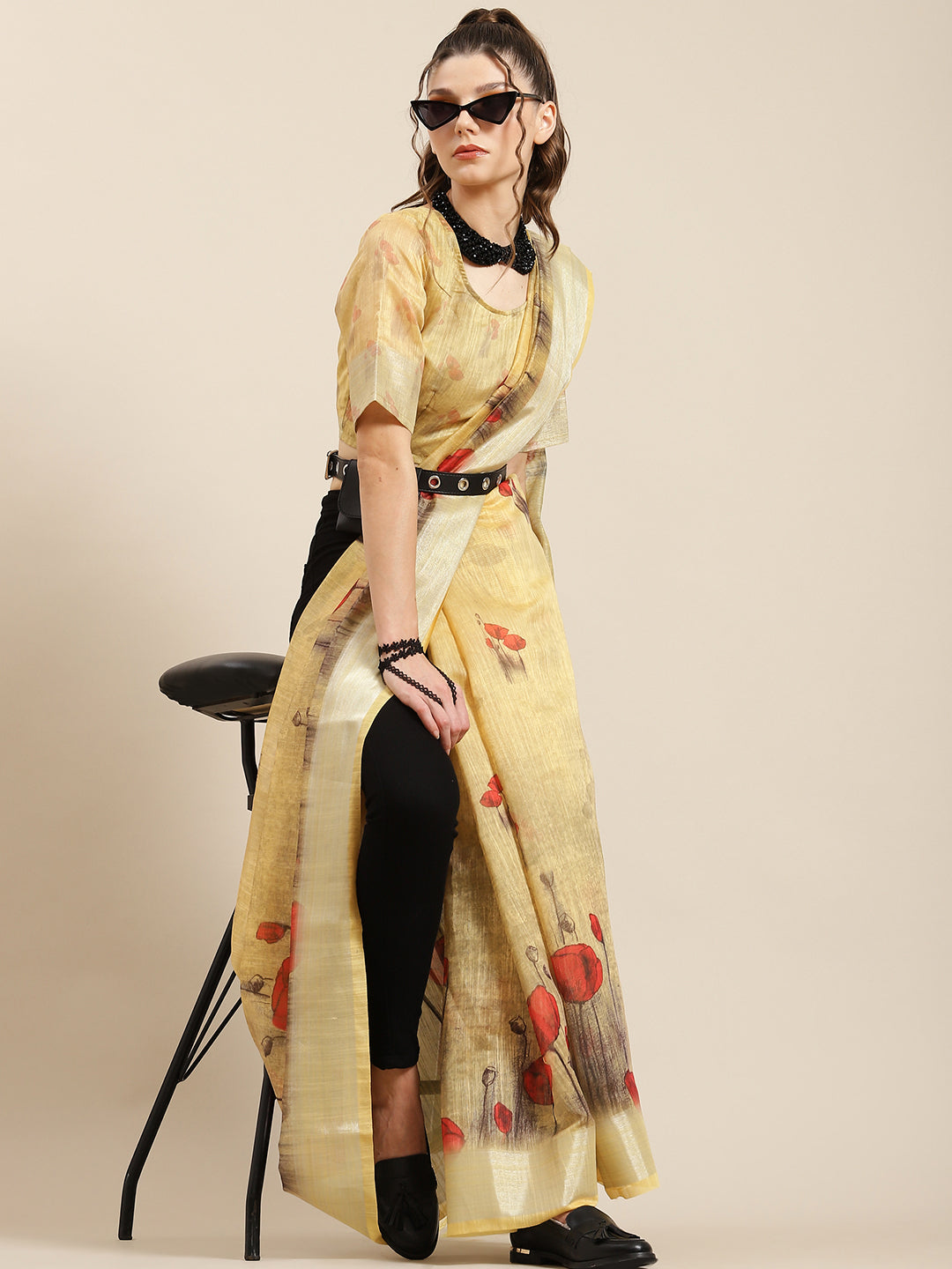 Yellow Floral Print Saree With Blouse Piece